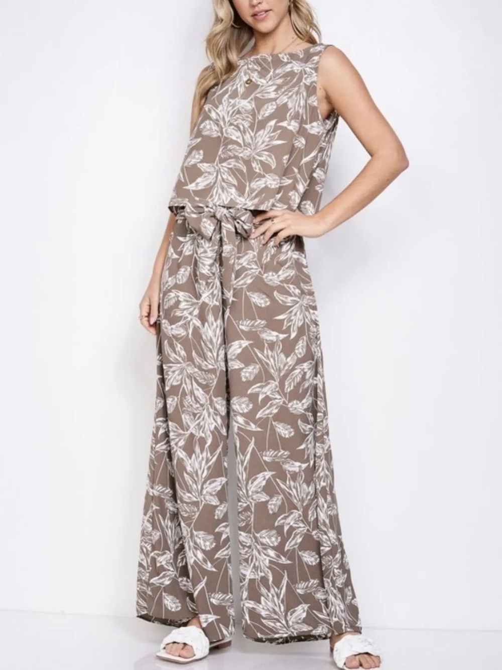 Sleeveless Taupe Floral Wide-Leg Set